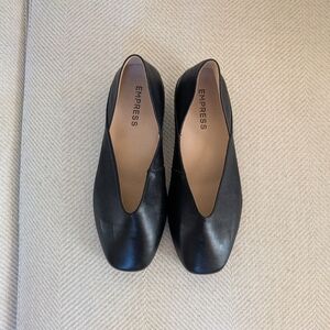 Empress Leather Comfi Flat Audrey Square Toe